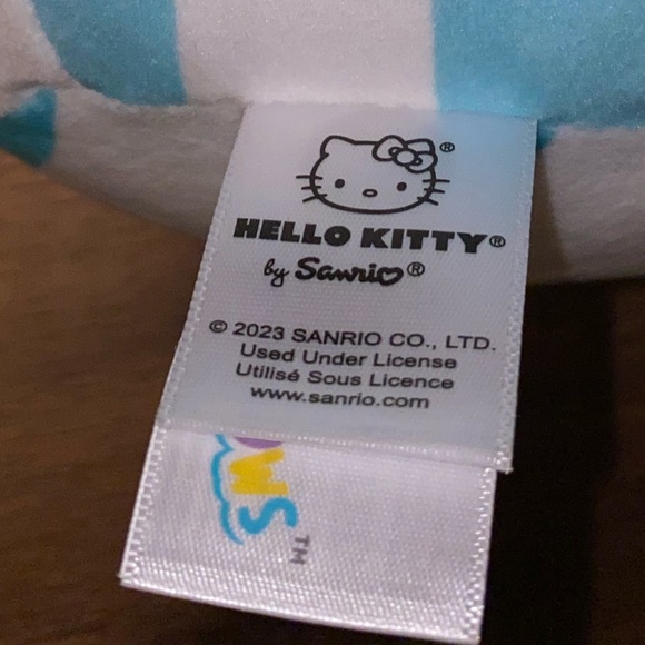 Squishmallow Hello Kitty 8” plush - Picture 5 of 5
